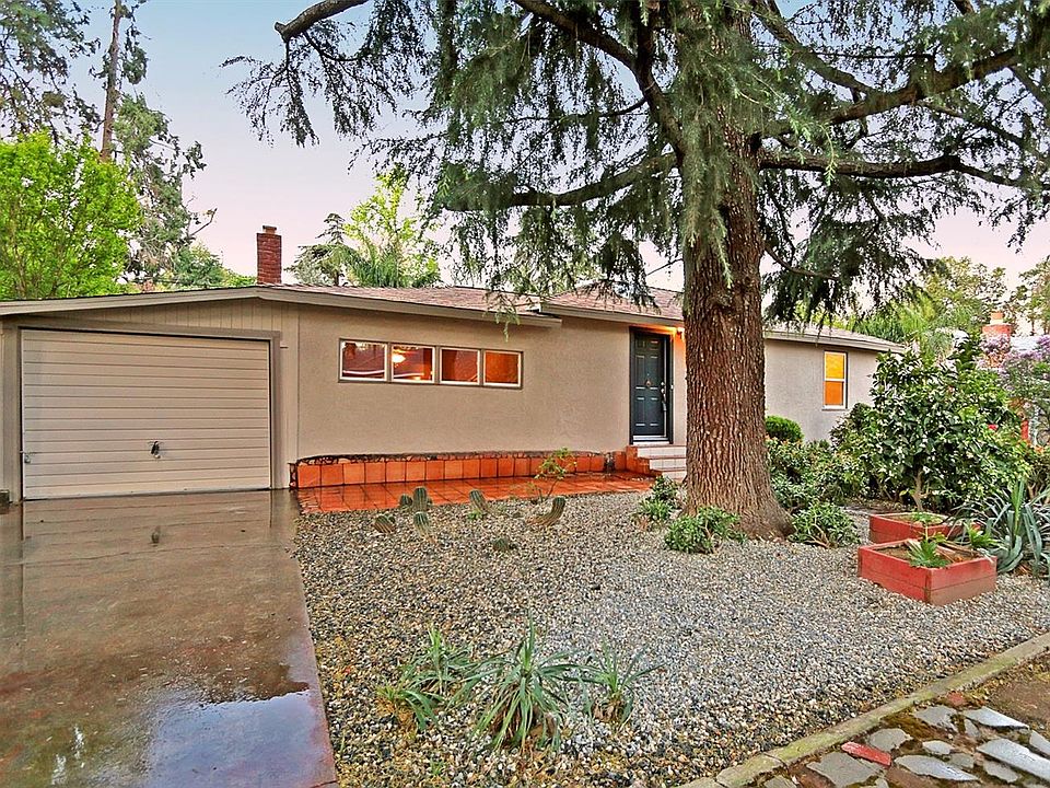 1st image of 734 E Beverly Way
