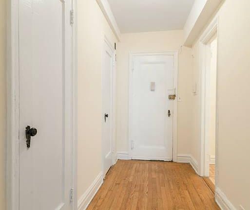 4th image of 200 E 16th St APT 5F