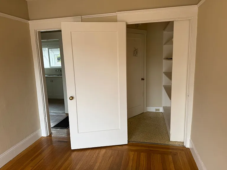 4426 Shafter Ave — Photo 7