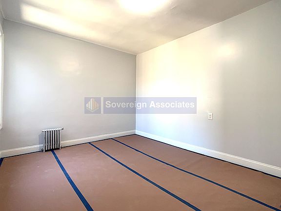 4th image of 87 Post Ave #54
