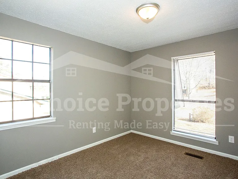 118 Fox Hollies Blvd — Photo 16