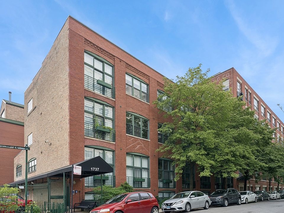 1st image of 1737 N Paulina St #204