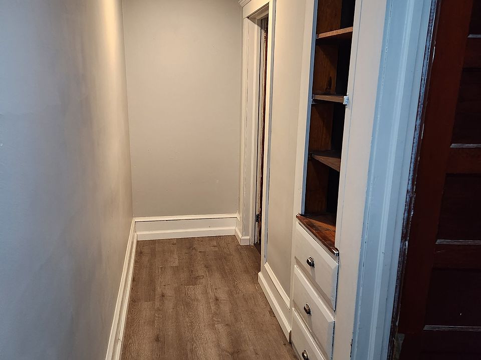 1st image of 305 Northumberland St #1