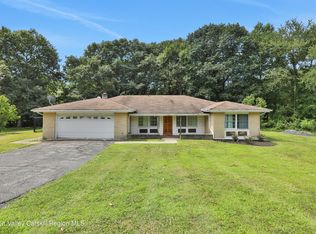16 Shari Dr, Marlborough, NY 12542