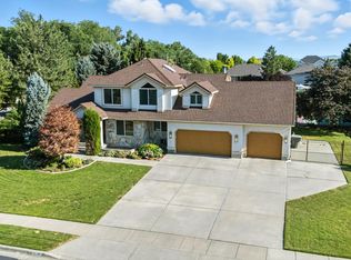 2223 W Williamsburg Cir, West Jordan, UT 84088