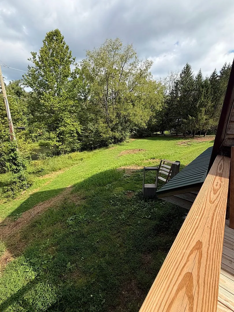 4 Bedroom Country Style Home — Photo 4