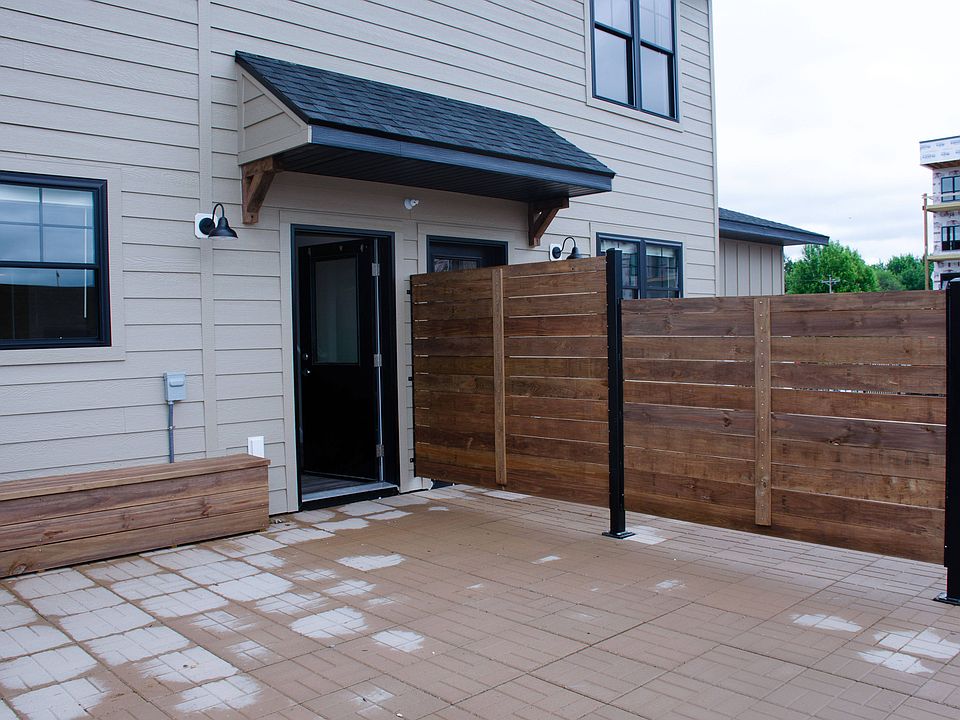 Archway Townhomes | Exterior