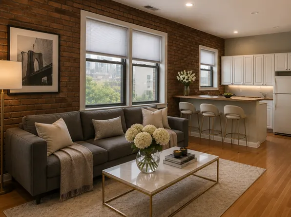 1142 W Grand Ave APT 4, Chicago, IL 60642