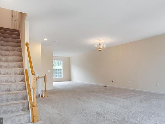 3rd image of 15720 Palermo Ter
