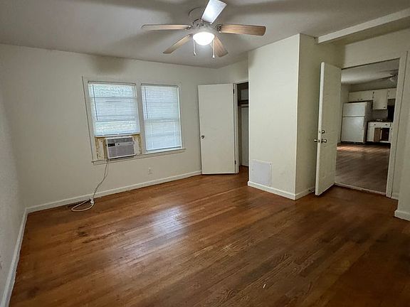 4th image of 1510 Mike Ann Dr