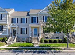 112 Autumn Ridge Dr, Pickerington, OH 43147