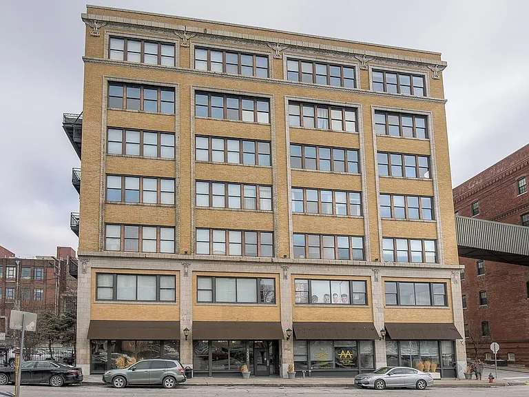 1535 Walnut St #501 — Photo 9