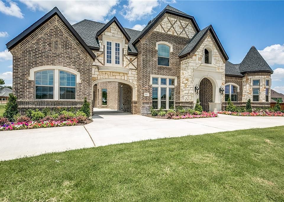 1st image of 7 Hollaway Cir