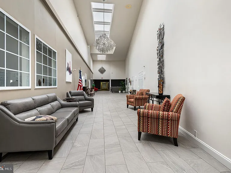 4115 Centennial Sta — Photo 37