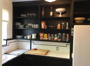 2325 NE Flanders St APT 4, Portland, OR 97232