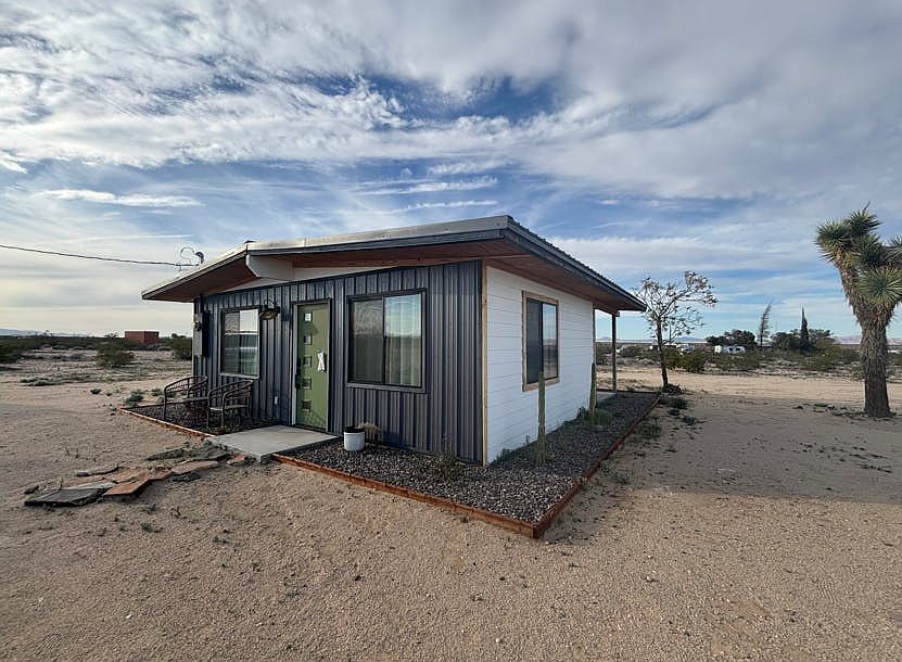 1st image of 65154 Hoover Rd