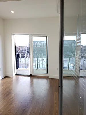 Rented by Signature Property Realty | media 37