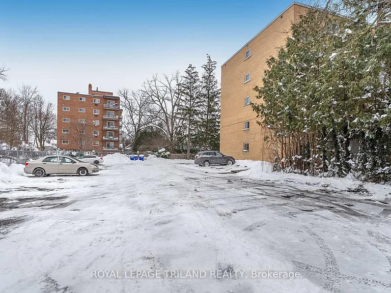 104 Devonshire Ave #504 — Photo 22
