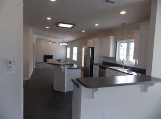 219 Dorchester Dr, Falling Waters, WV 25419