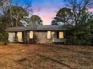 3726 Pioneer Dr, Hope Mills, NC 28348