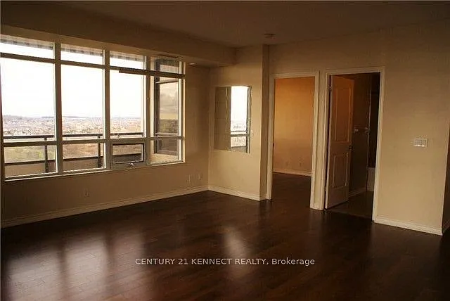 9235 Jane St #911 — Photo 3