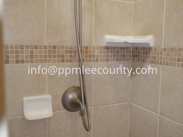 1625 SE 46th St #2B — Photo 15