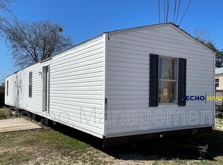 4040 SW Military Dr TRAILER 11, San Antonio, TX 78211