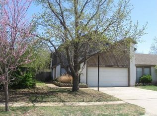 249 Creekdale Dr, Norman, OK 73072