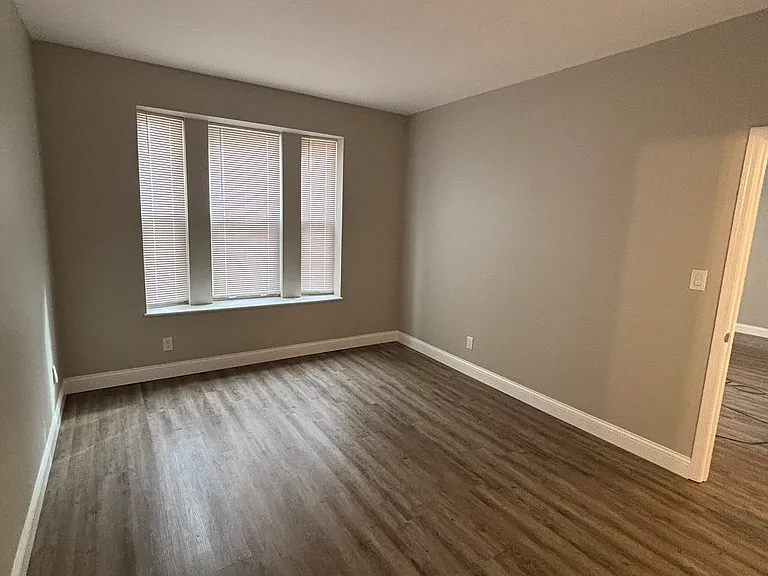 5316 Pershing Ave #508 — Photo 15
