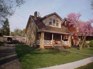 1013 Slashes Rd, Lexington, KY 40502