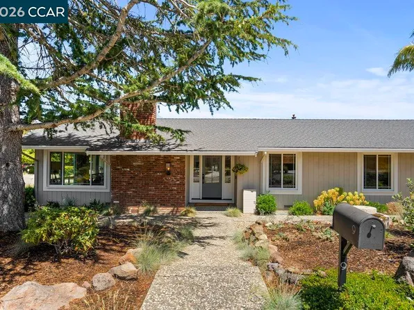 9 Mayfield Pl, Moraga, CA 94556