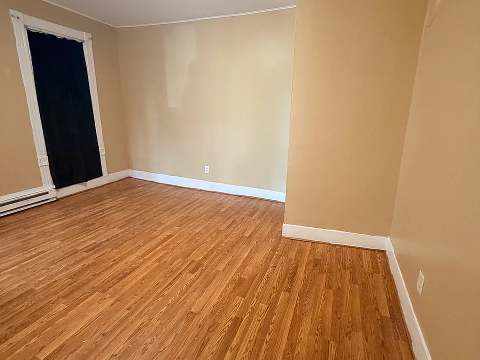 54 Jewelry St #1F