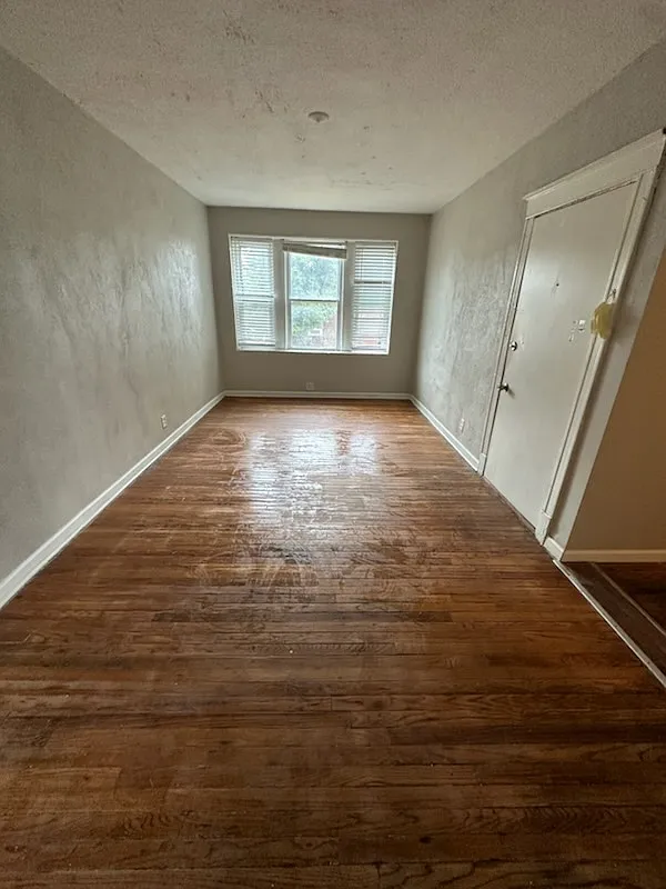 2 bed, 850 sqft, $1,150 — Photo 2