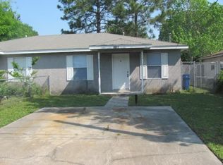 2506 W 10th St, Panama City, FL 32401
