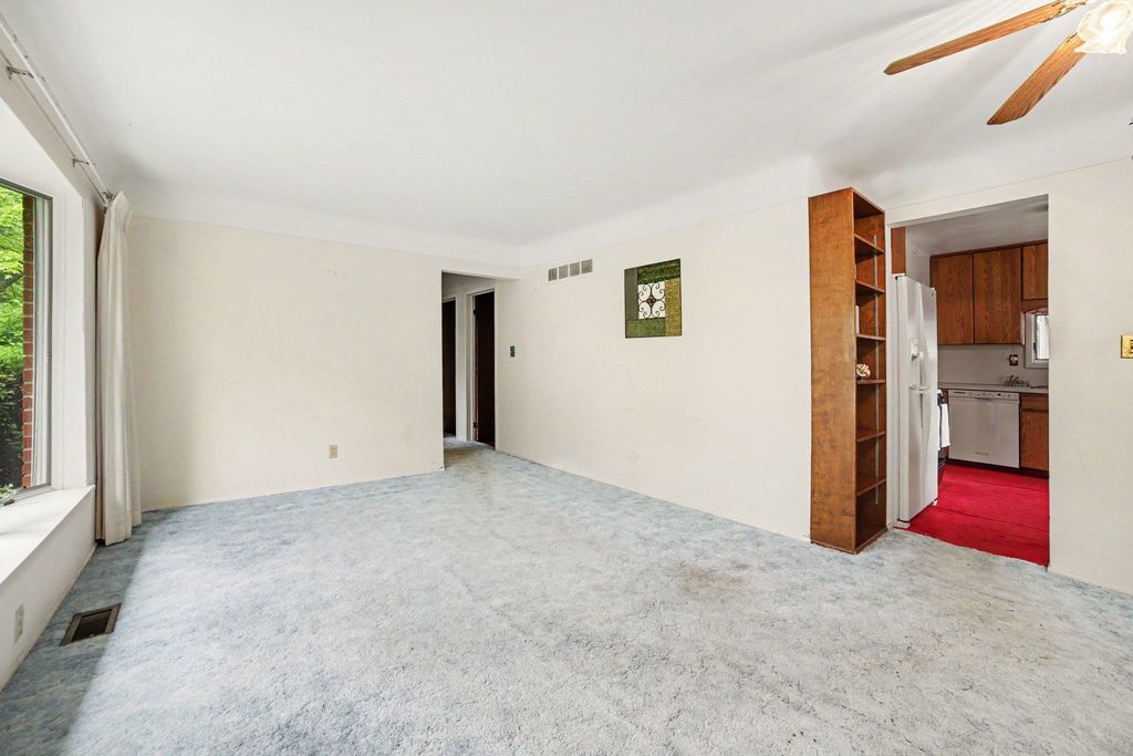 1013 Wallen St, Midland, MI - View 4