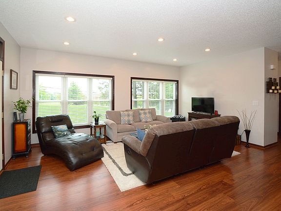 2nd image of 7002 15th St N