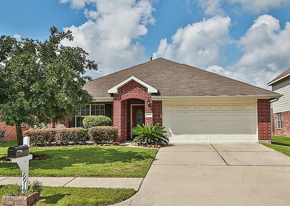 1st image of 6919 Fountain Lilly Dr