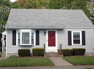 40 Ruth St, Pawtucket, RI 02861