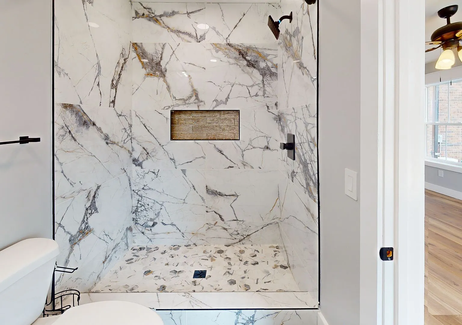 Waitlist for Aug2027Jul2028 Now Open! |6BR 6BA New Townhome in Fort Sanders Near UTK — Photo 3