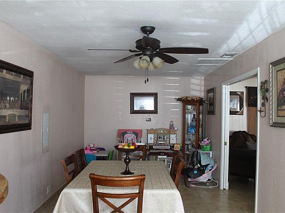4th image of 335 Cypress St