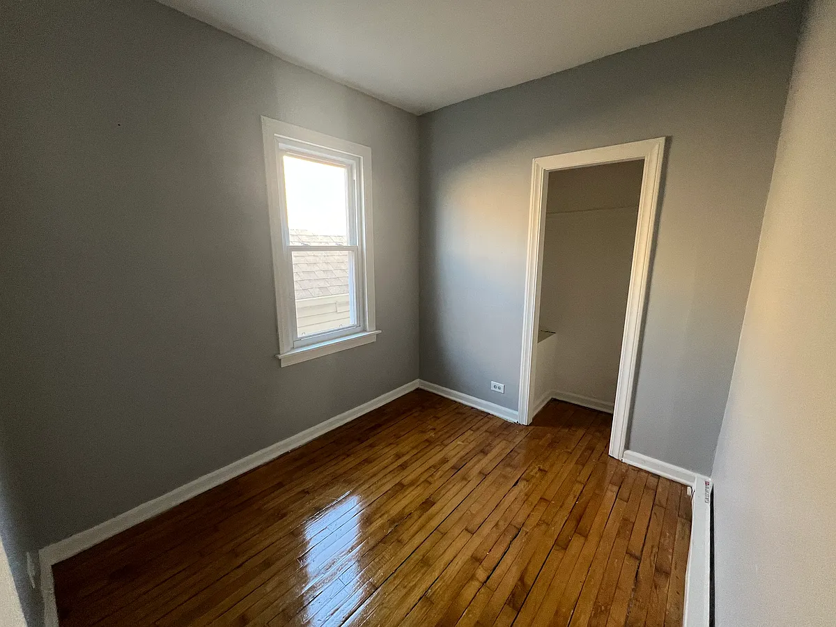 Building Photo - 2944 W Fillmore St #1