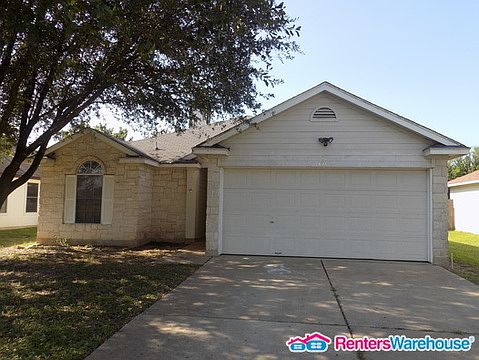 1st image of 819 Sonny Dr