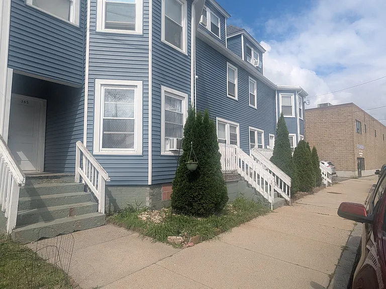 365 Shirley St #2 — Photo 2