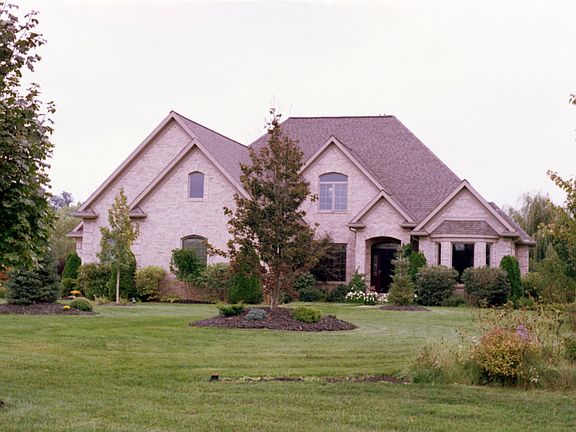 2nd image of 37825 Cedar Dr