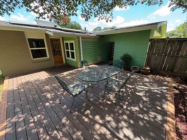 6727 Hialeah Dr — Photo 19