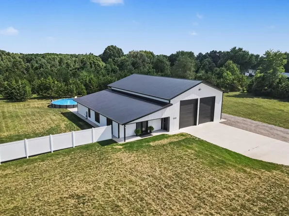19061 M 60, Three Rivers, MI 49093