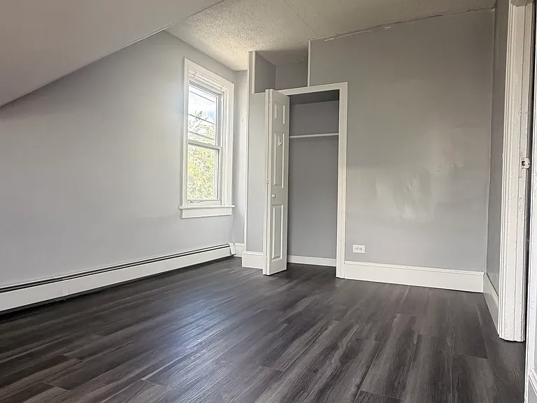 174 Potters Ave #2 — Photo 4