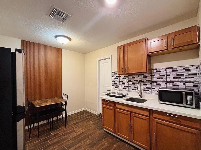 4810 N 69th Dr #STUDIO — Photo 2