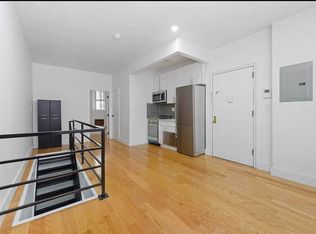 324 W 4th St #1C, New York, NY 10014