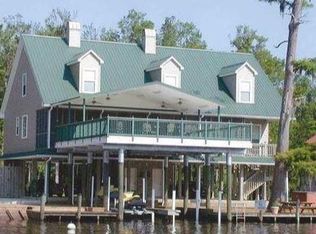 20805 Henry Rd, Springfield, LA 70462